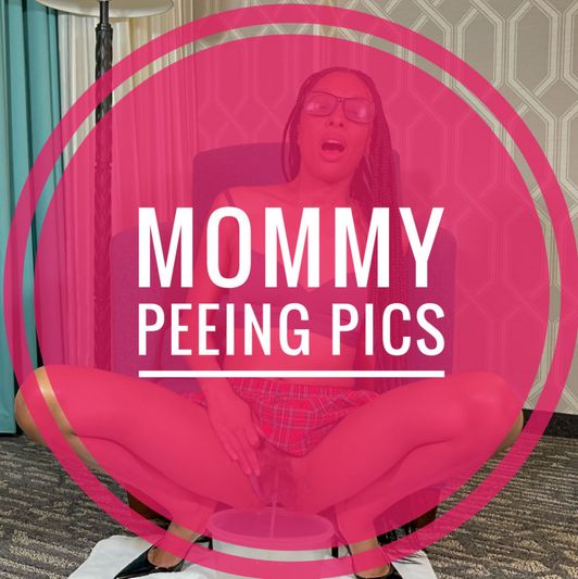 Mommy Peeing Pics