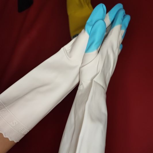White and blue dishwashing rubber gloves