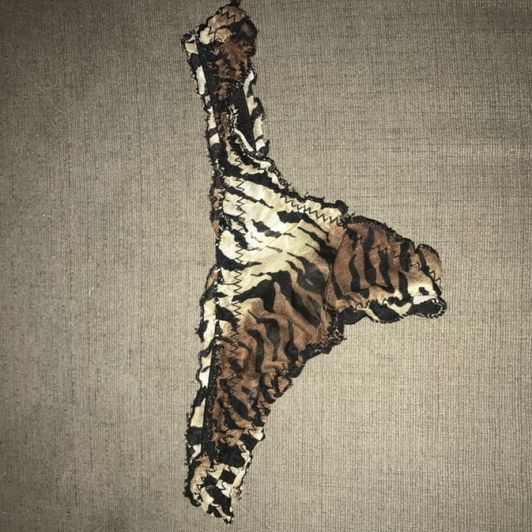 Leopard print thong