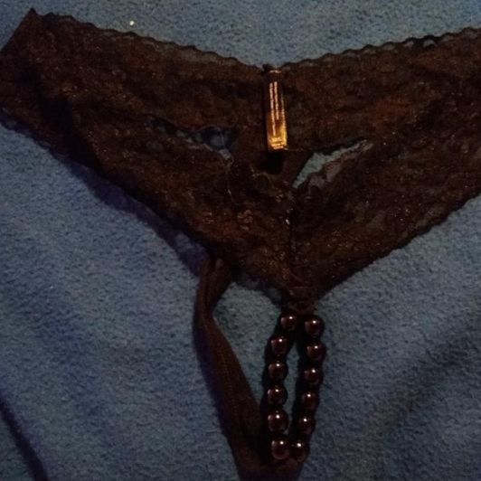 Kinky Black Panties With Beads
