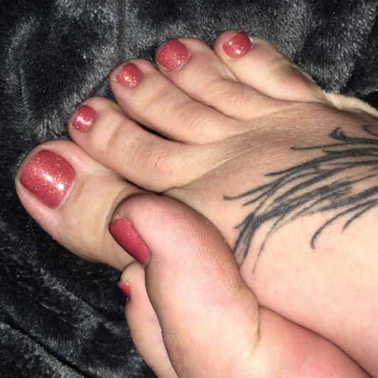Pretty Feet and Nails Photo Set