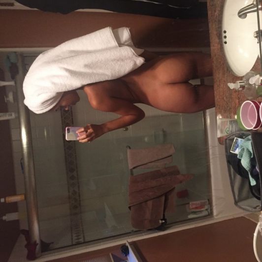 Fresh Out The Shower 4pic Photo Set