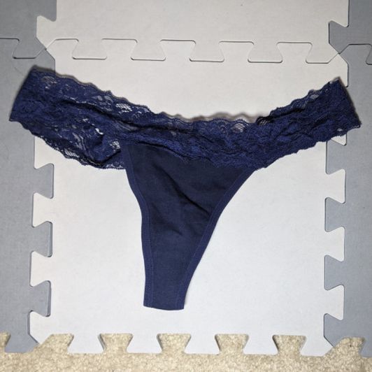 Navy blue thong panty