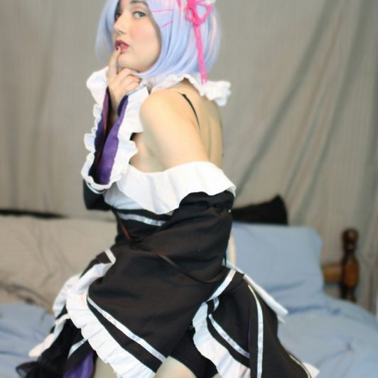 Anime maid turned naughty