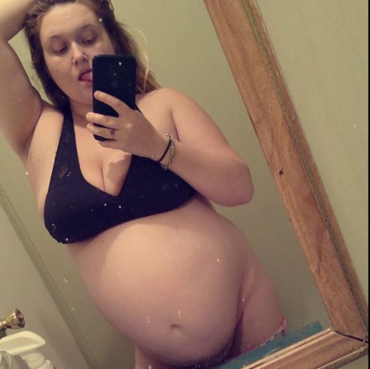 Over 30 Pregnant XXX images!