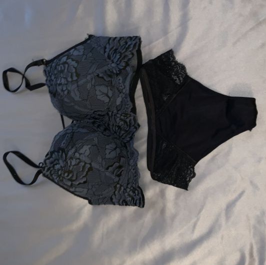 Used bra and panties set