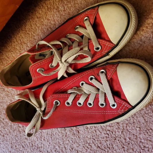 Converse Shoes: buy my worn and smelly pair