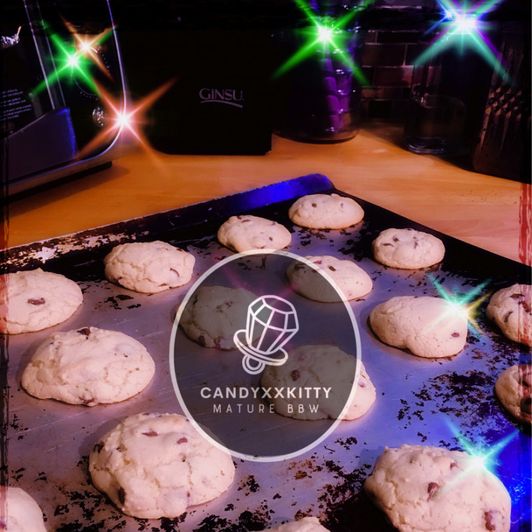 Fresh cookies made for you by me!