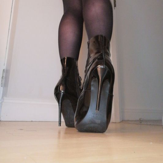 23 pics  Boots and Pantyhose Domination