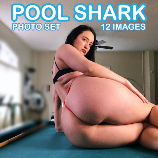 Sexy Pool Table Selfies!