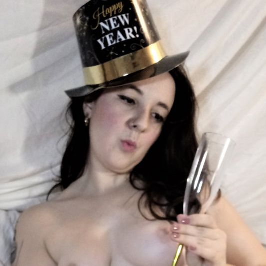 Happy Nude Year 2019