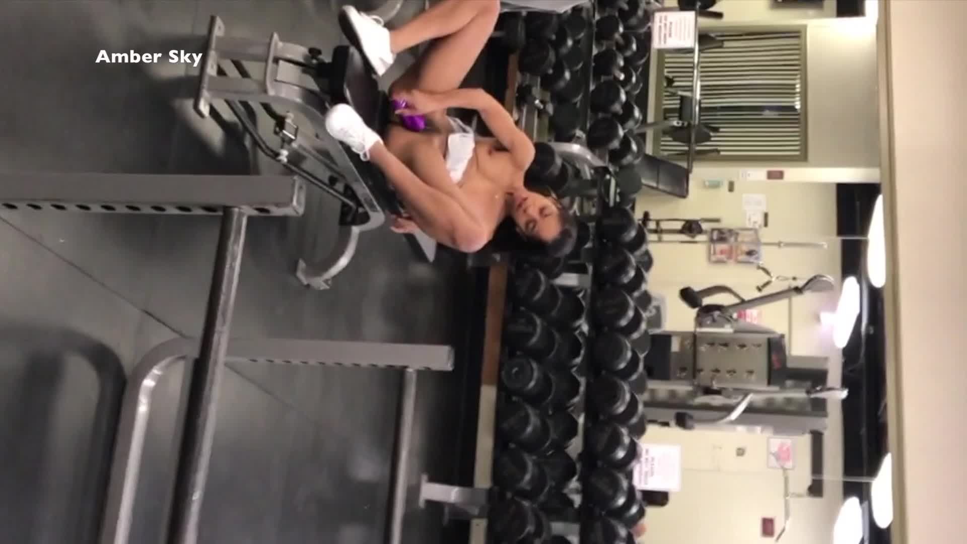 Amber Sky's Sexy Gym Workout