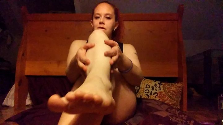 Sexy foot rub video