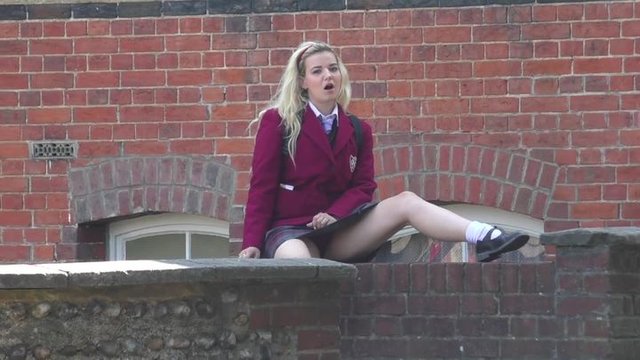 Smoking Schoolgirl Upskirt Spying