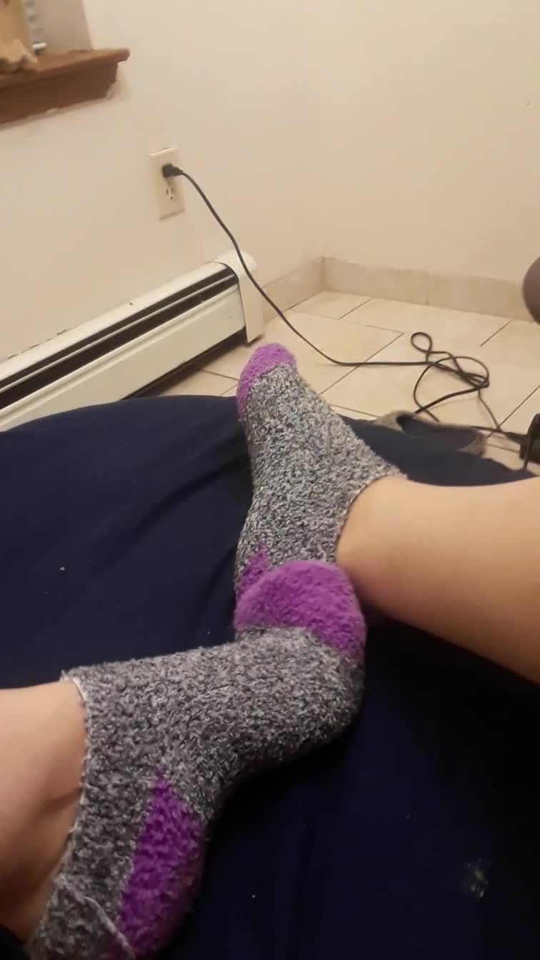 Playing fluffy footsies with myself