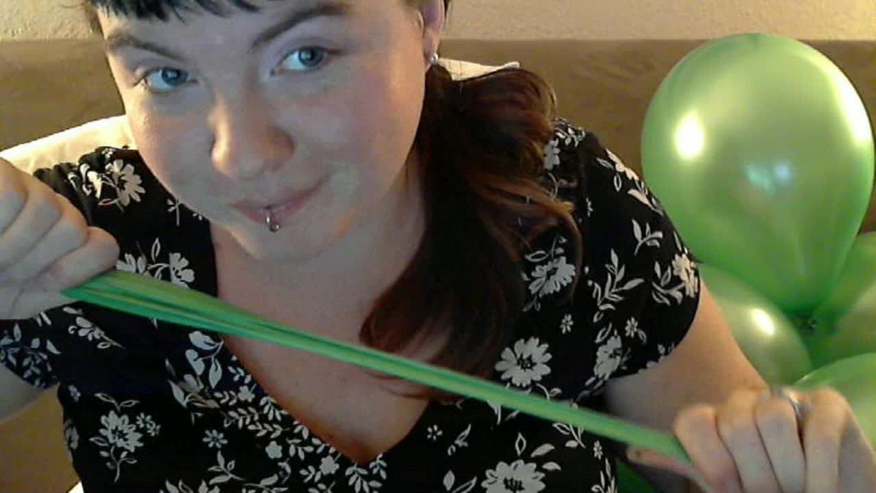 One Dozen Green Balloons