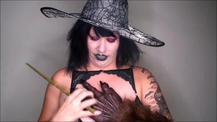 Witch turns hands into WEREWOLF