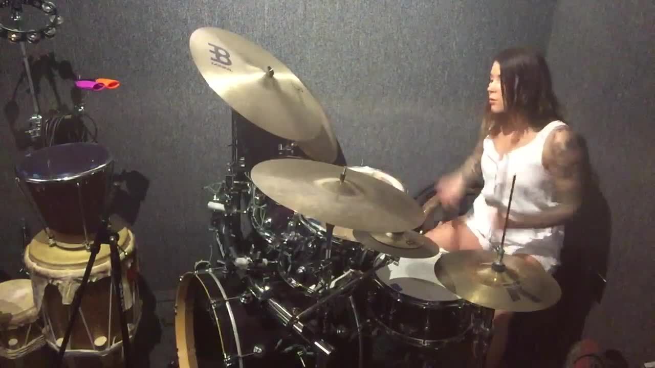 Felicity Feline drumming montage