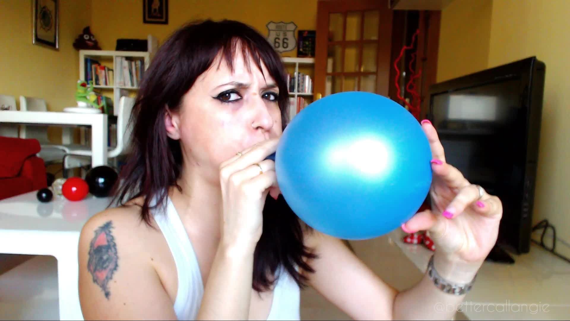 I train my lungs 2 blow balloons; looner