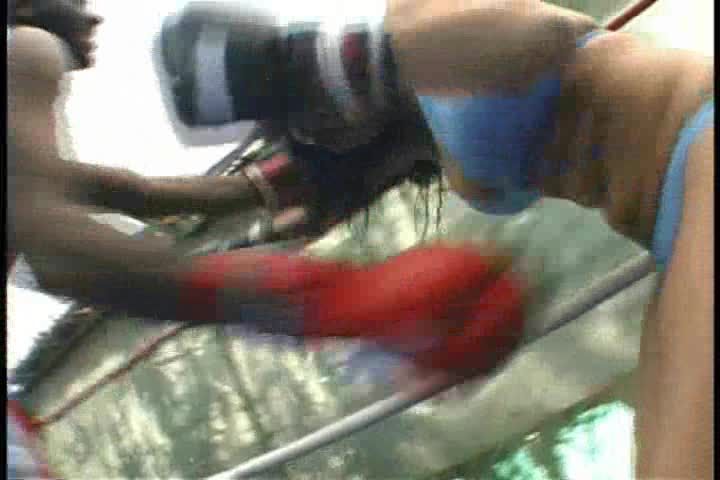 Mixed Boxing Shelly vs Darrius