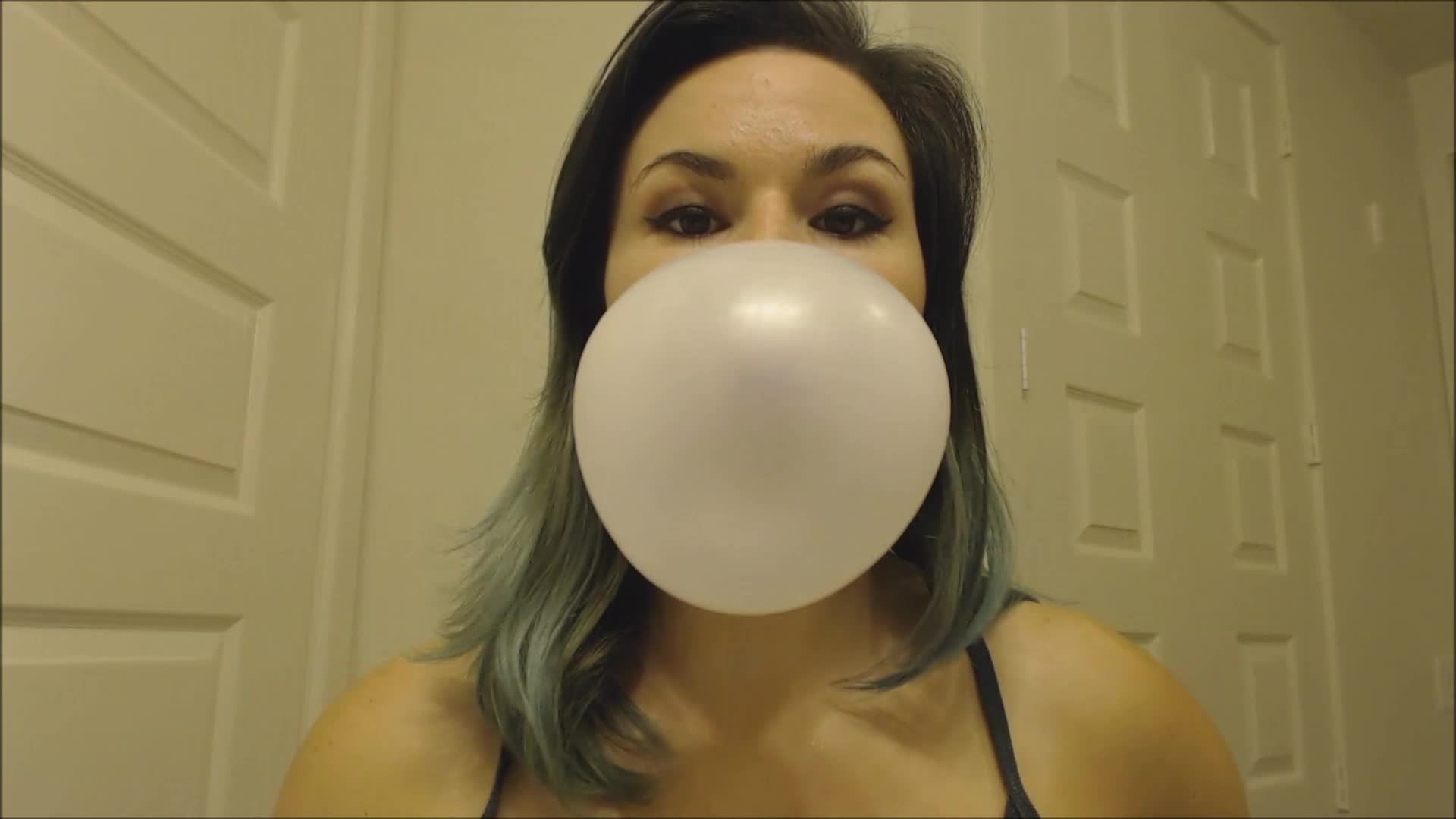 Bubblegum Blowing Popping Compilation