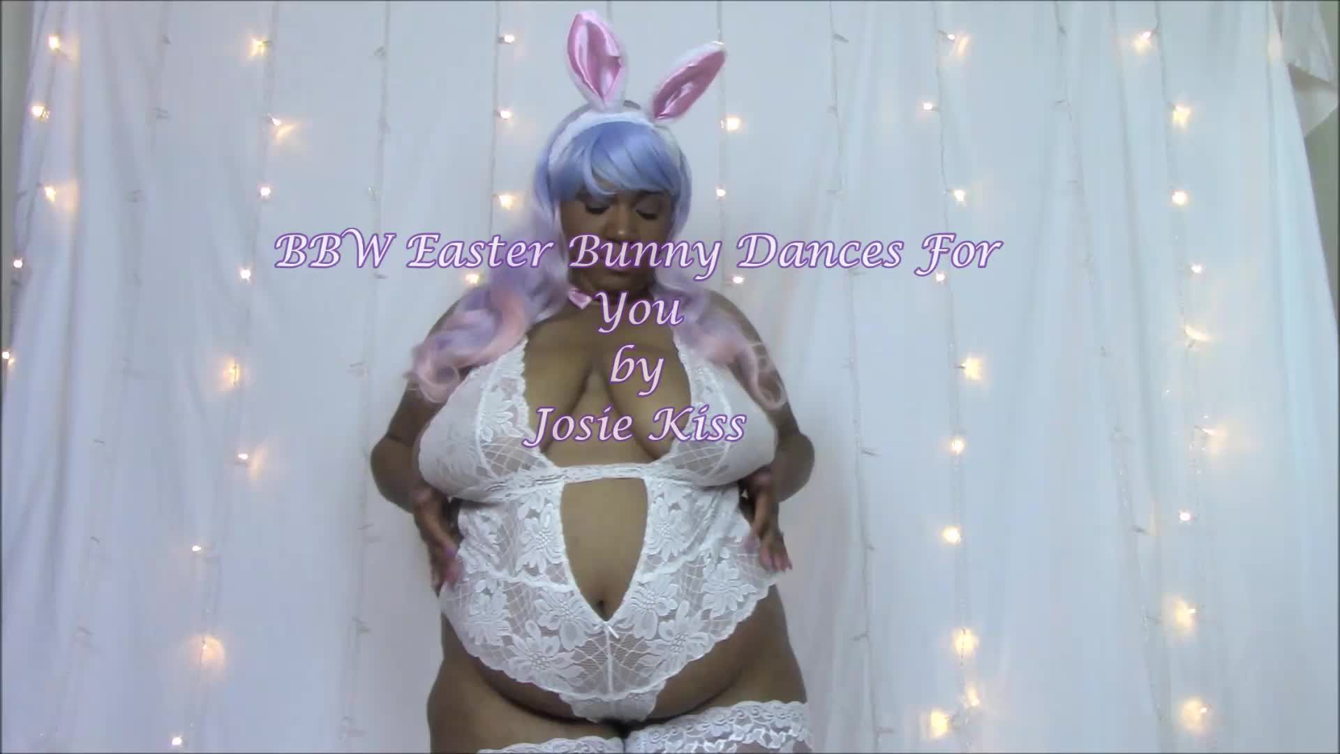 BBW Easter Bunny Dances For You HD MP4