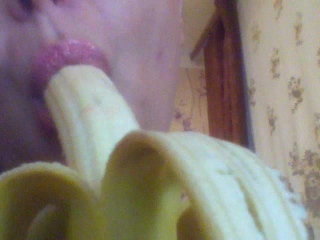 Tasty banana blowjob