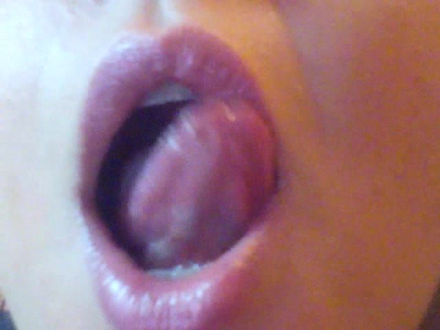 Cum on my mouth and my face i want cum