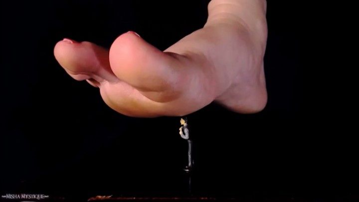 Reflections of a Tiny Man: Foot Play