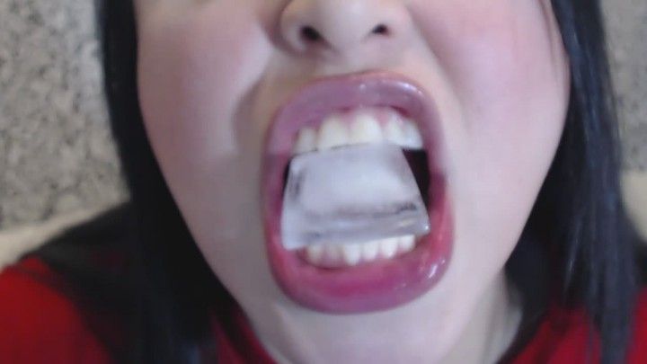 Ice crushing in mouth