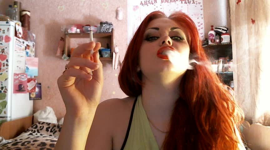 I am smoking with red lipstik on
