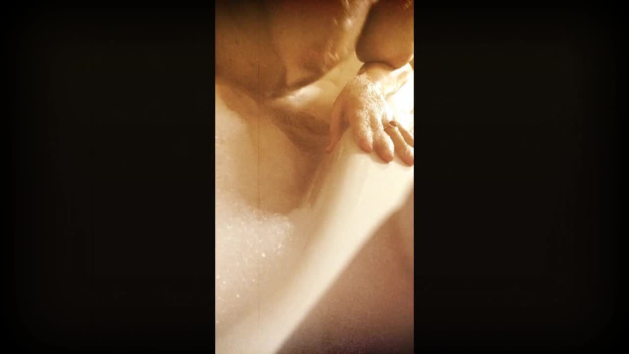 Bath time makes me so horny