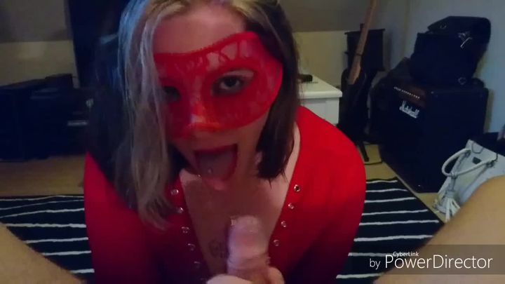 masked blowjob with cumplay