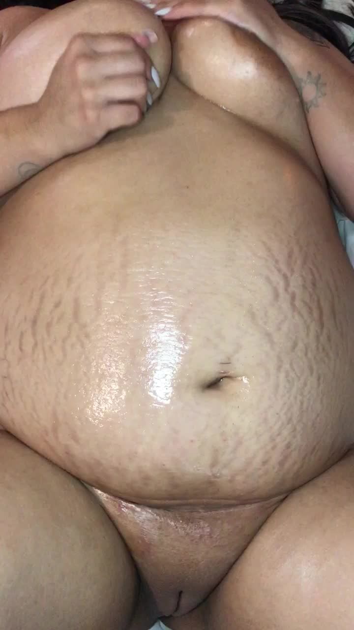Rubbing my belly with oil