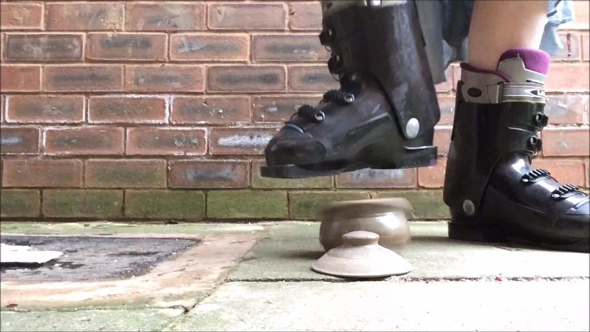 CRUSH In Ski Boots Clay Pot Foot FETISH