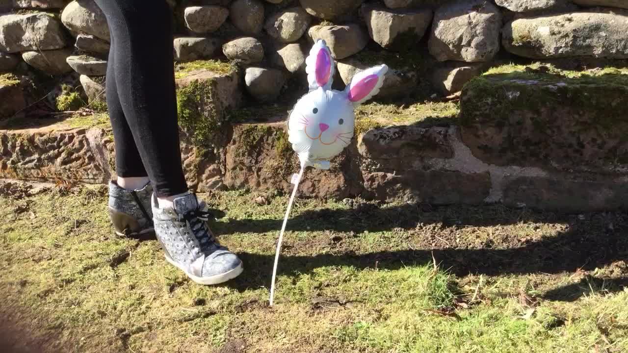Crush Bunny Balloon Castle Easter