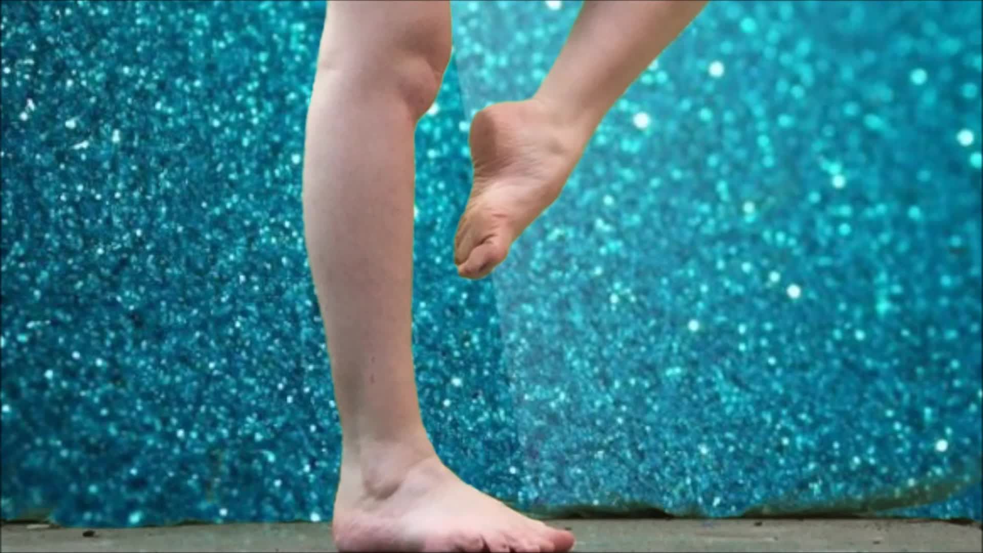 Arikajira Curvy Feet Foot Fetish Show