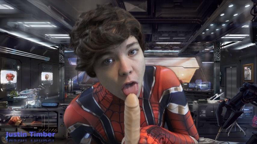 Cosplay 10 Spider-Man Blow Job