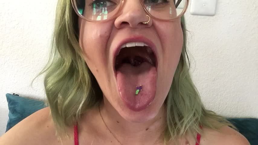 Long Tongue Vore With Tiny Man