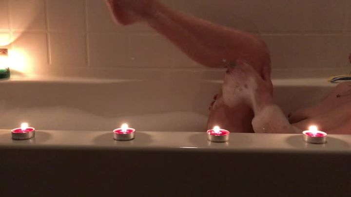 Bubble Bath Candle Light