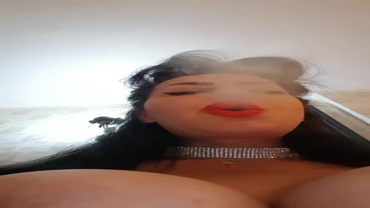 Erotic smoking