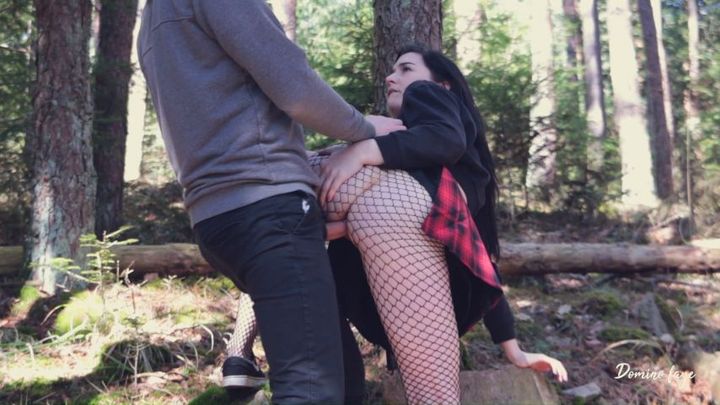 Fucking and creampie in the forest