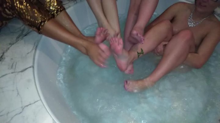 AVN hot tub after party foot orgy