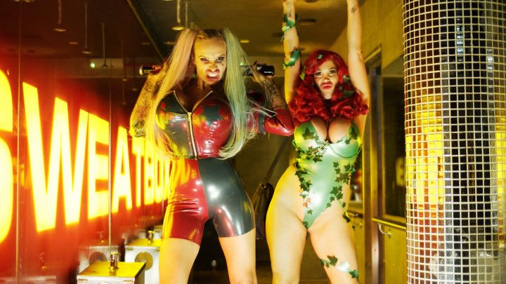 Harley and the Ivy STRAPPED