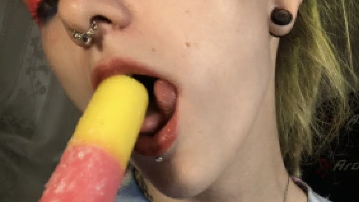 Tongue split on things :P