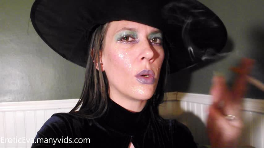 smoking witch .wmv