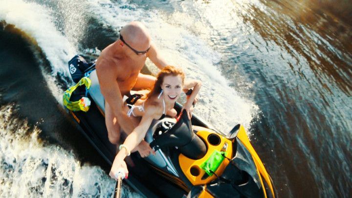 PUBLIC ASS TO THROAT RIDE ON THE JET SKI