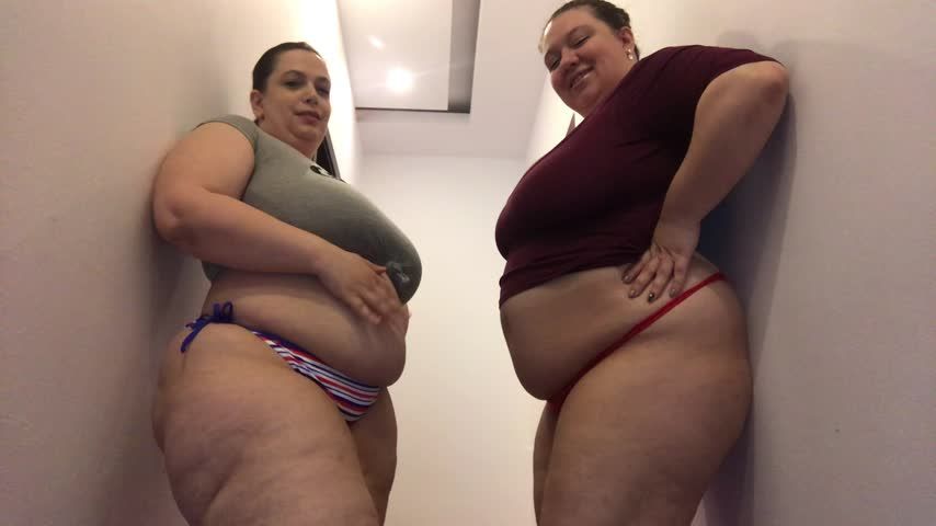 Two BBWs chatting on weight gain