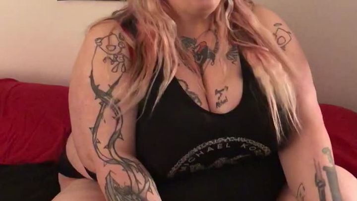 404 lb Lilith burps for you