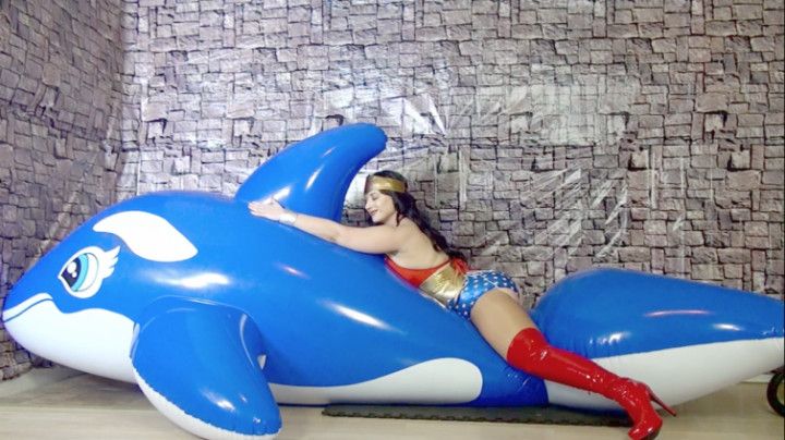 Wonder Galas &amp;the Giant Inflatable Whale